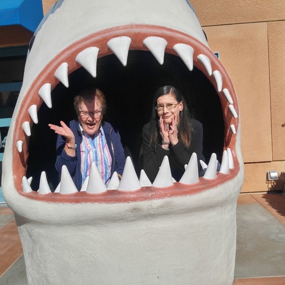 Meet your Posher, Allison - Picture 6 of 6